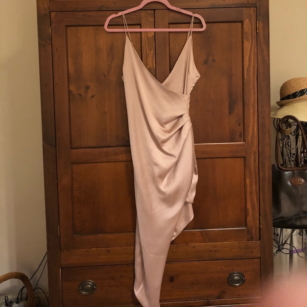 NWT Asymmetrical dusty rose dress